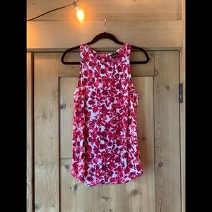 Who What Wear Red & Pink Floral Tank Top